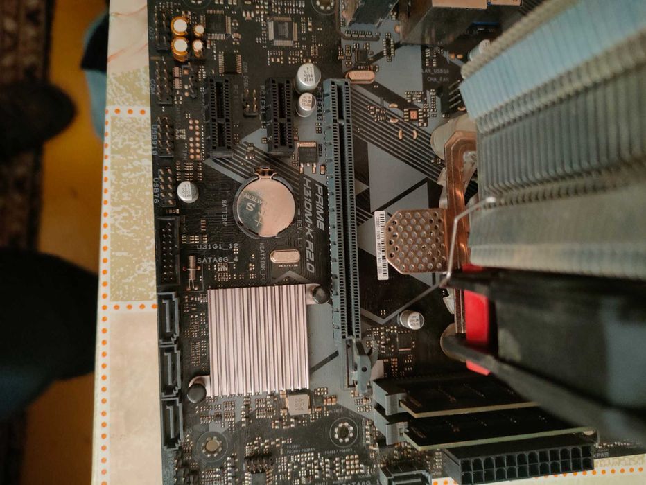 Продам комплектующие