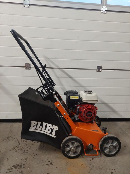 Wertykulator spalinowy Eliet E 401