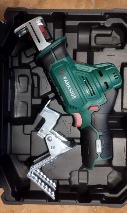 Corta ramos Parkside 12v Novo