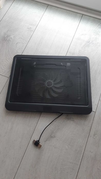 Podkładka chłodząca pod laptopa wentylator