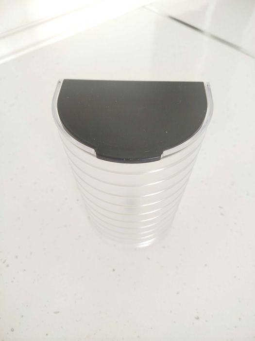 Depósito de água, e porta cápsulas máquina de café pingo doce