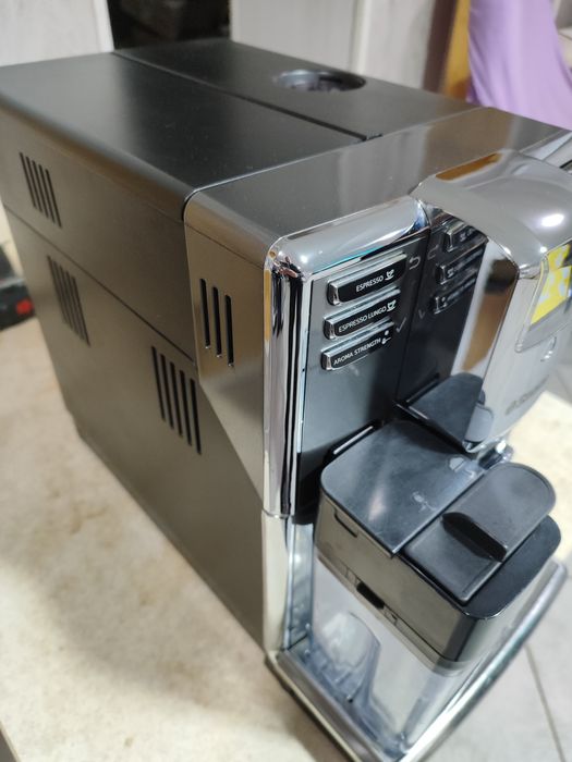 Кофемашина автомат Saeco Philips Incanto б.у