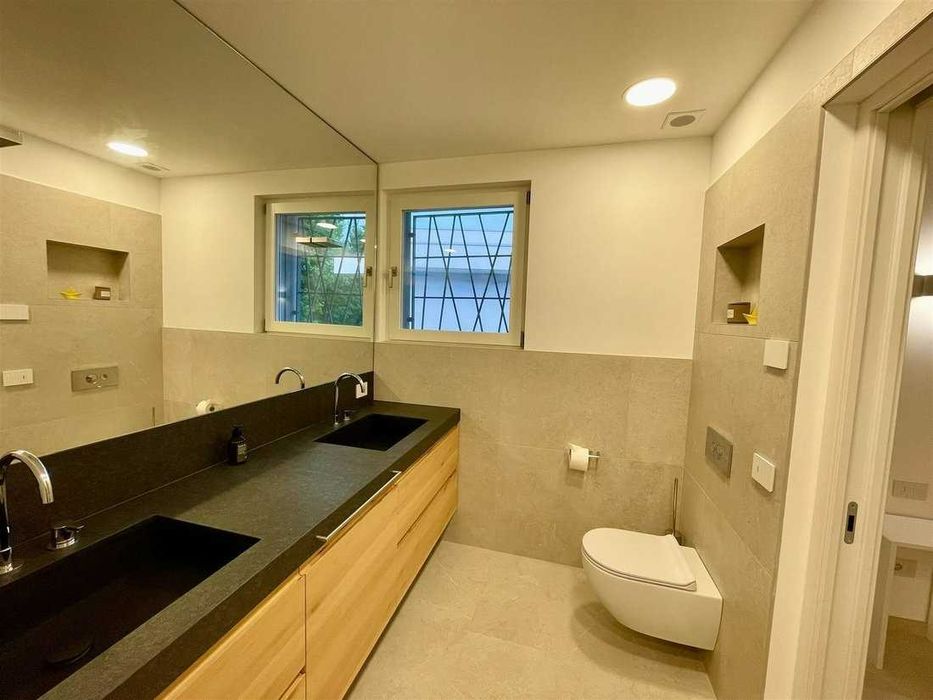 T1 confortável em Estoril com piscina comum