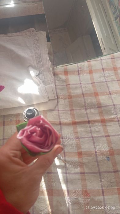 Одна квіточка 150 грн