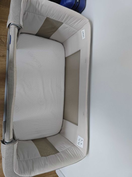 Chicco Next2Me Forever – łóżeczko 3w1 z funkcją dostawki + materac