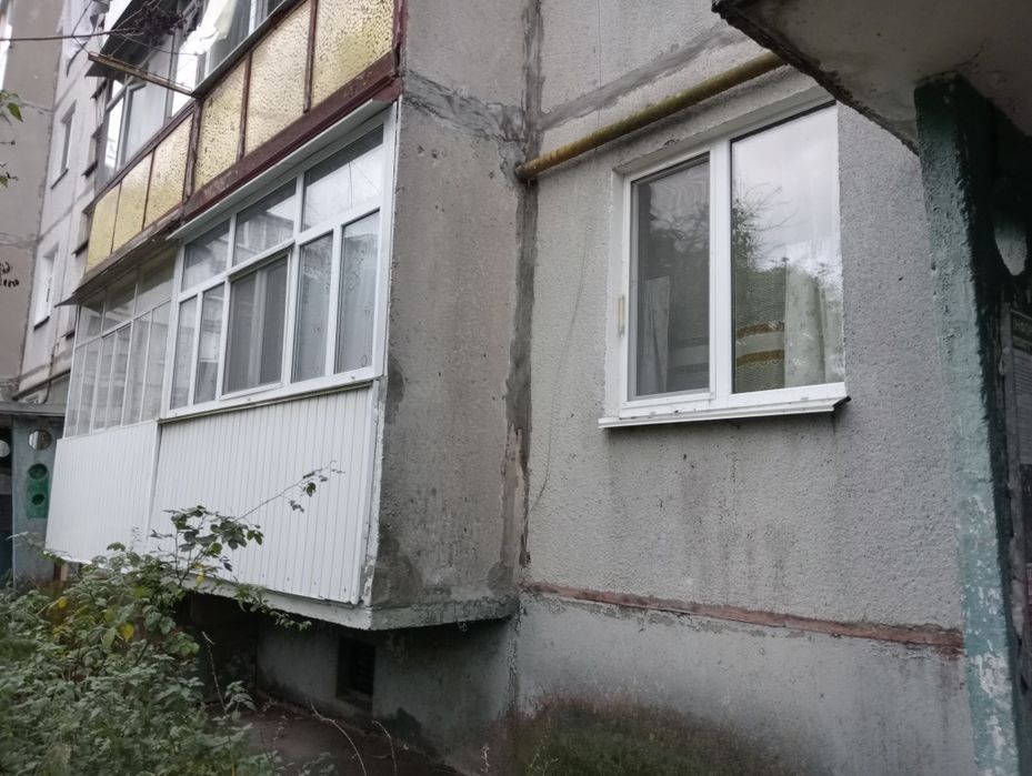 Продам  2-х кімнатну квартиру