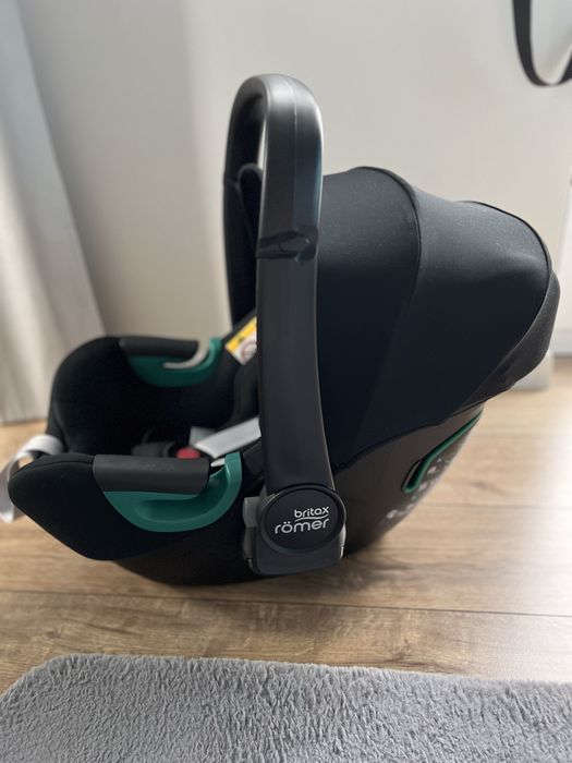 Fotelik samochodowy Britax Romer Baby Safe 3 isize