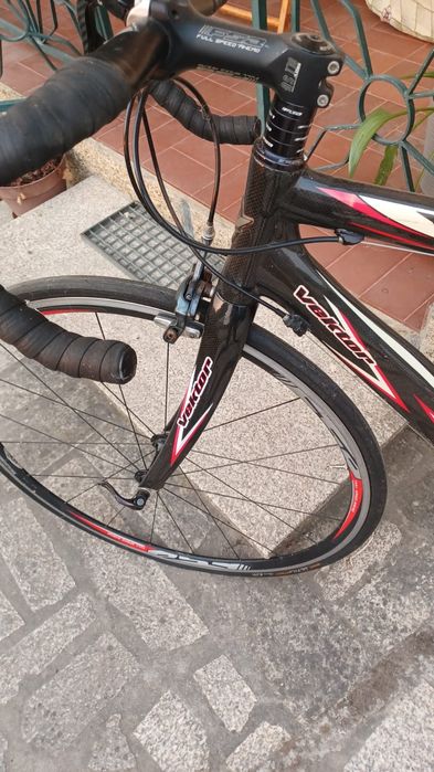 Bicicleta estrada carbono Vektor