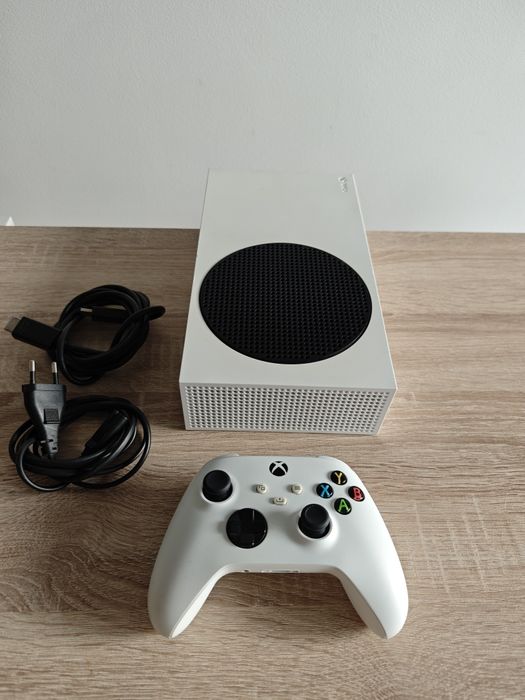 Konsola Xbox Series S 512GB + Pad | Stan bardzo dobry | Gotowa do Gry