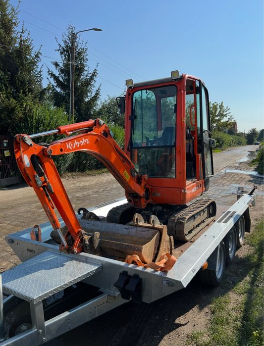 Pomoc drogowa autolaweta transport holowanie