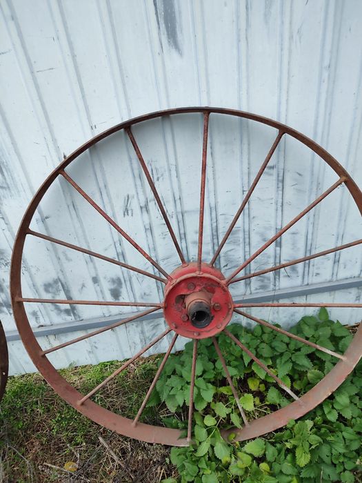 Колеса до кінної сівалки