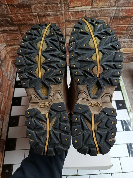 Черевики Meindel gore-tex  (43р.27.5 см)