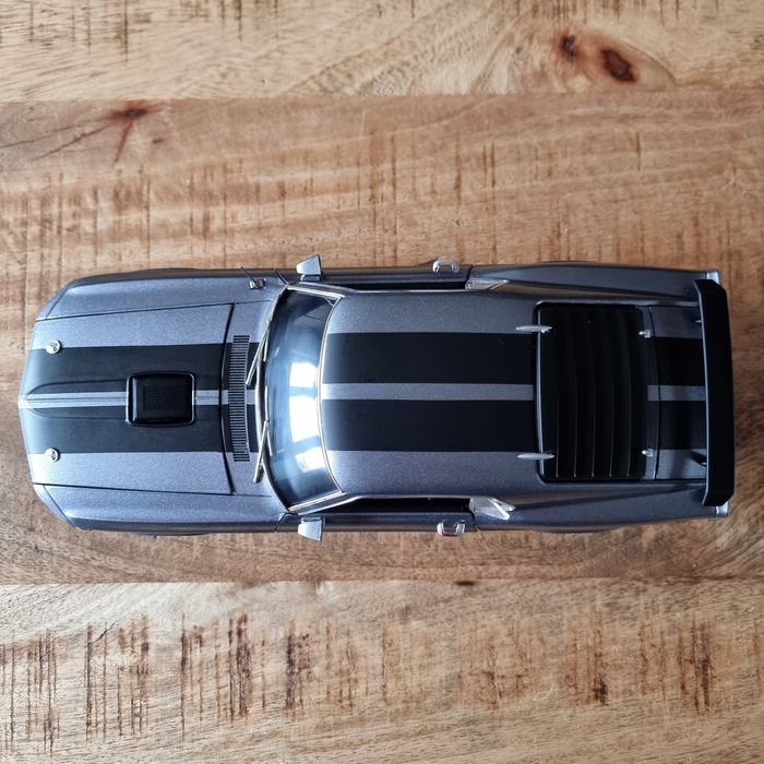Ford Mustang 70 Highway 61 1:18