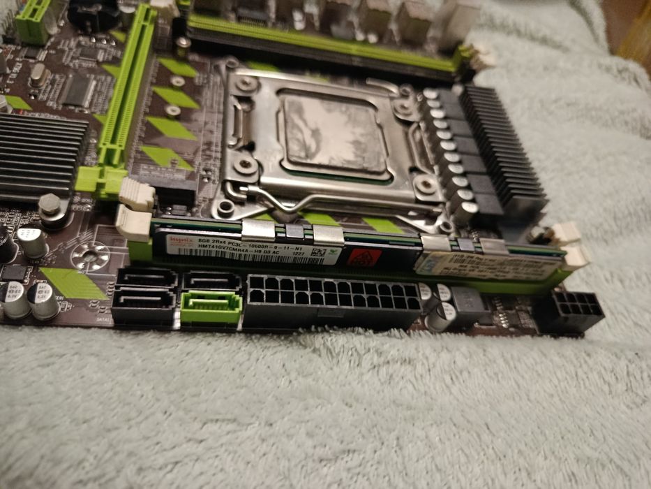 Материнська плата Kllisre x79 +xeon e5 2640 +8gb ddr3