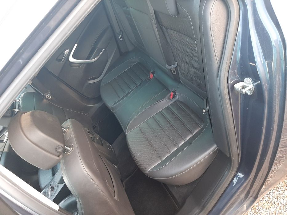 Opel Insignia 2009 rok 1.6 turbo pełny pakiet