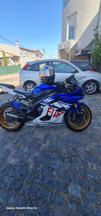 Yamaha R6 RJ11 2007 – 80.000km – Vários Extras / Revisão Feita