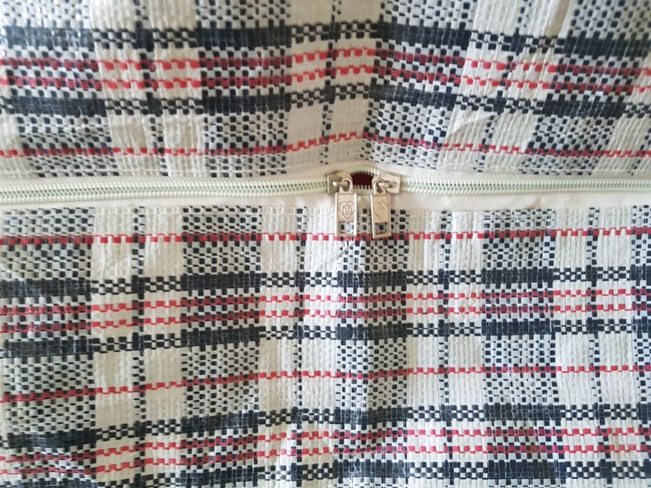 Cумка- баул хозяйственная, дорожная, большая.