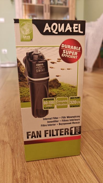 Фильтр Aquael FAN 1 Plus, предназначенный для аквариумов объемом 60-100 литров.