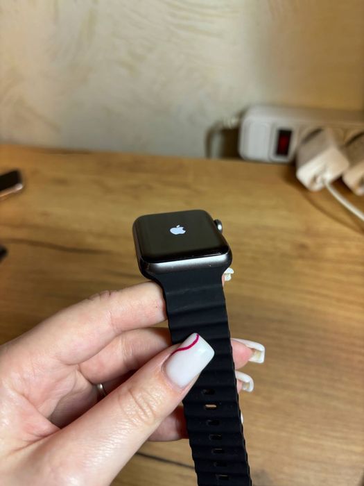 Apple watch Watch 3 42 mm  акб 82%