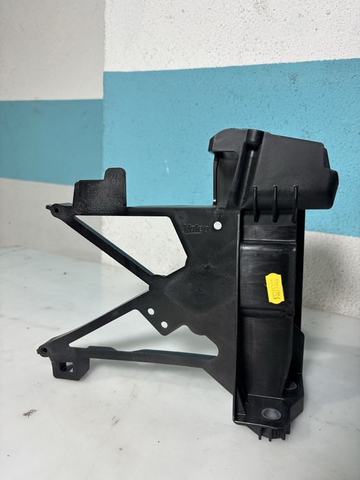 Kit Suportes / Guias Parachoque Mercedes-Benz GLC Original