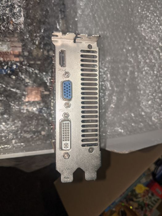 Видеокарта 1гб полностью в рабочем состоянии.