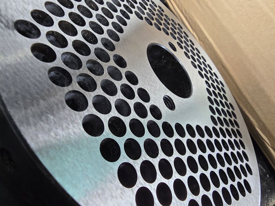 Peleciarka 22kW  wolnoobrotowa wydajność 600kg/h