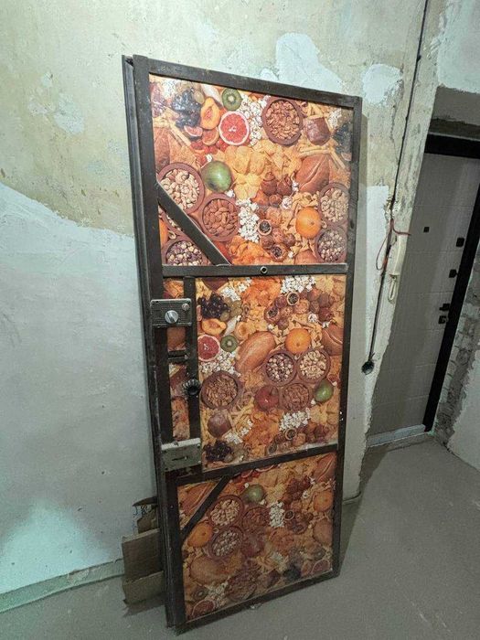 Продам Залізні двері