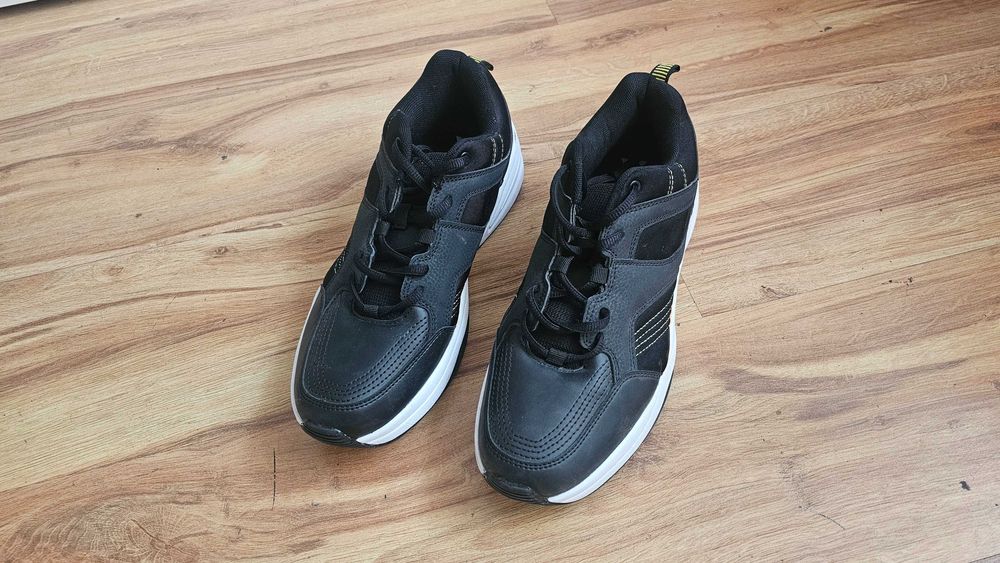 Adidasy Męskie rozmiar 45 Okazja