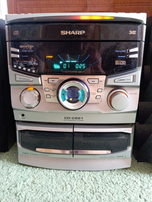 Мощный стерео 220 Вт + 220 Вт музыкальный центр Sharp с пультом ДУ