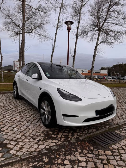 Tesla Nacional Model Y Standard RWD 2023
