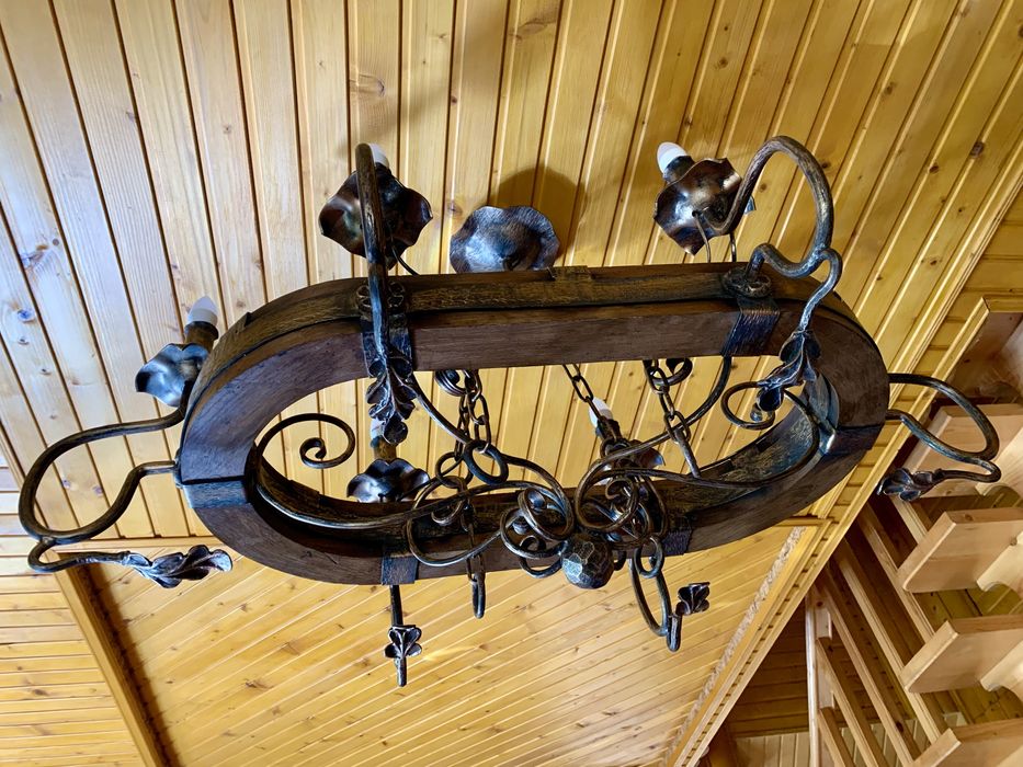 Люстра кована дуб