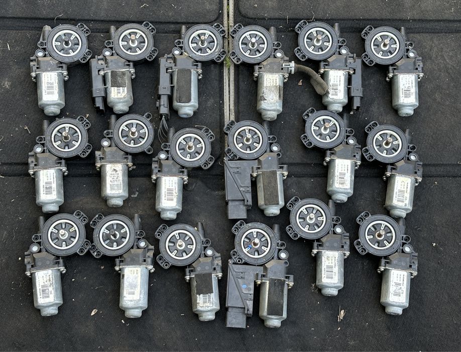 Двигун склопідйомника Renuault Megane 2 Scenic 2 Clio 3