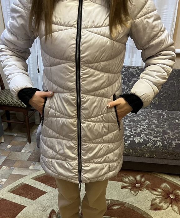 Продам теплу куртку