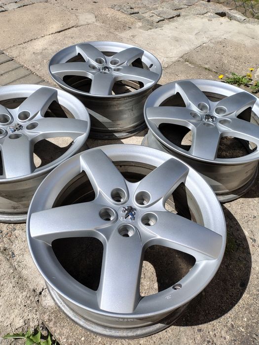 Felgi Speedline 7Jx17 ET48 Peugeot 5x108