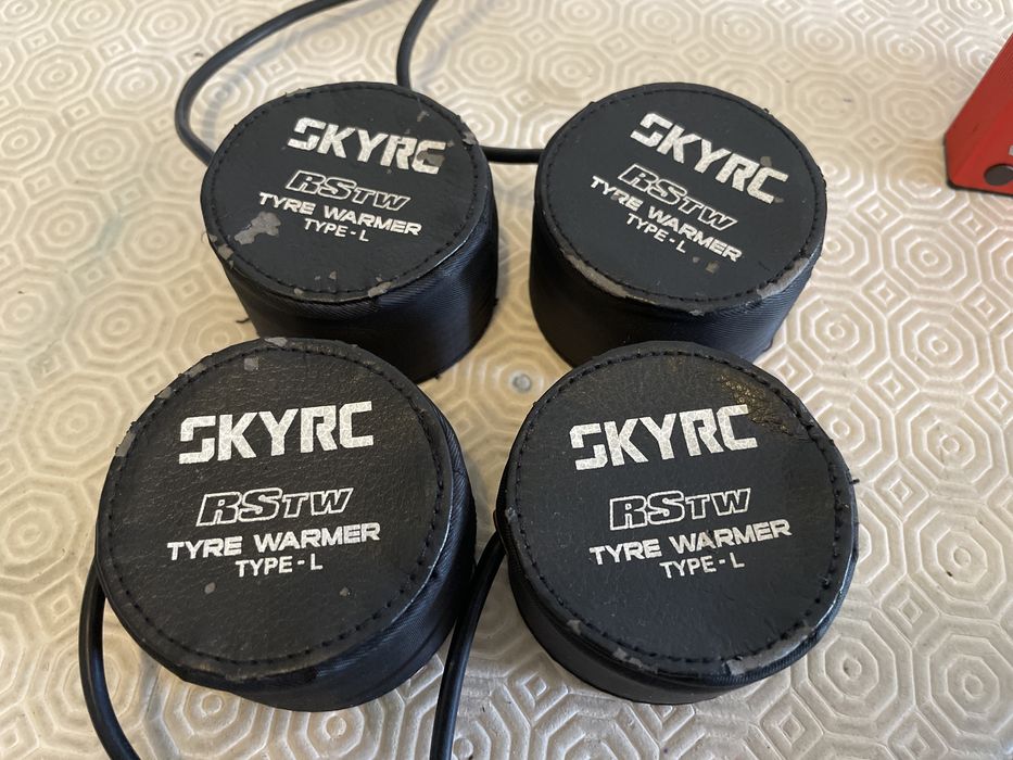 SKYRC Aquecedor de pneus RC 1/10