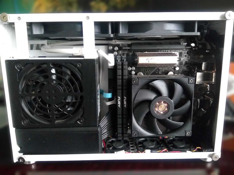 Компактный SFF-ПК RTX 3060 Ti / Ryzen 5 3600 / 32Gb RAM / ssd512gb