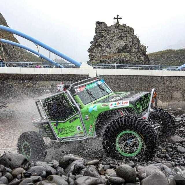 Jipe crowler trial 4x4