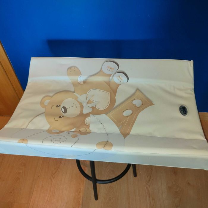 Conjunto Muda Fraldas e Banheira Bebé