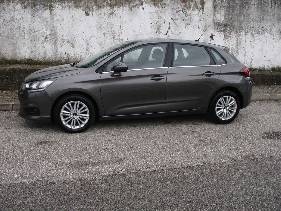 citroen c4 blue hdi