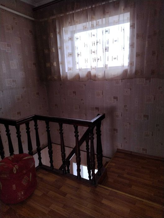 продам дом(пол дома)