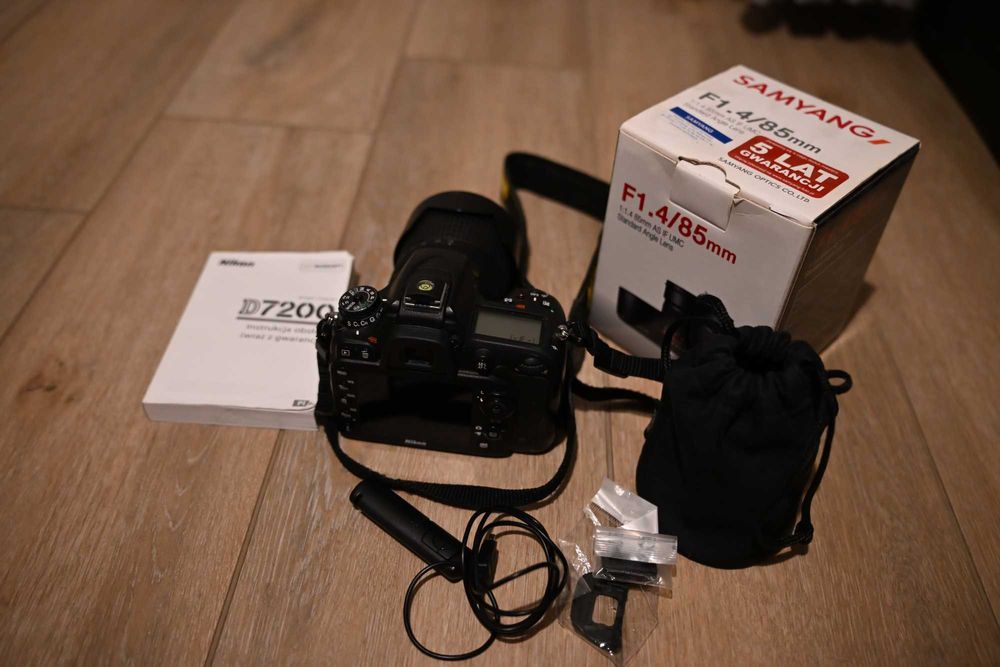 Nikon D7200 + 18-140 mm + 35mm + 85 1,4