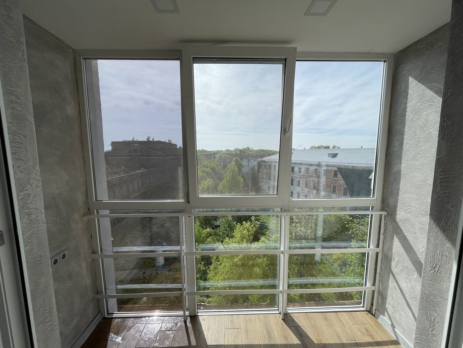 Тонування вікон, балконів, фасадів. Бронювання вікон.