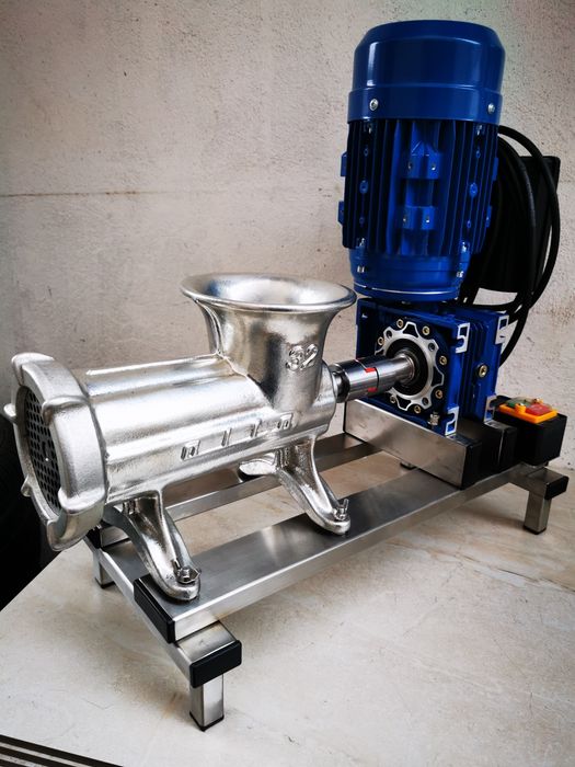 Polska maszynka do mięsa Alfa 32 z silnikiem motoreduktorem 230v 400v