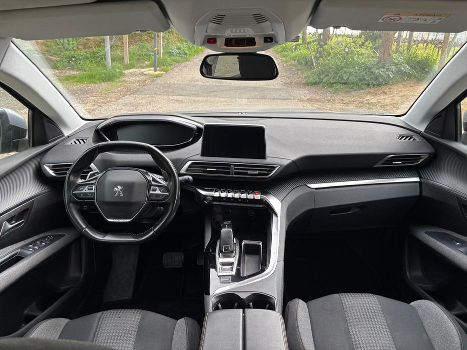 Peugeot 5008 Active Pack 1.5 blueHdi 130 cv Auto - 7lugares