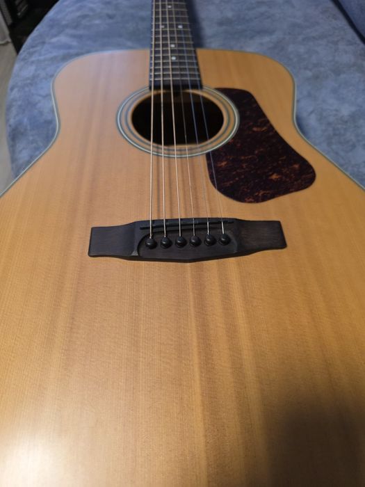 Гітара Cort масив