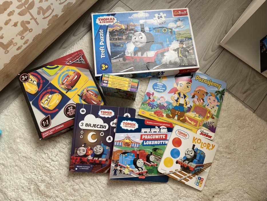 Tomek i Przyjaciele Auta Piraci ZESTAW książeczki gra puzzle REWELACJA