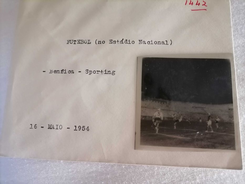BENFICA Negativos/Fotografias Jogos Anos 50's e 60's  - 1950/51 /52 /53 /54/55 /56 /57 /58 /59 /60 /61 Devidamente identificados e Estado garantido