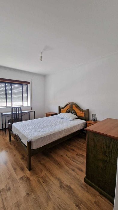 Quarto suite para arrendar São Martinho do Bispo Coimbra