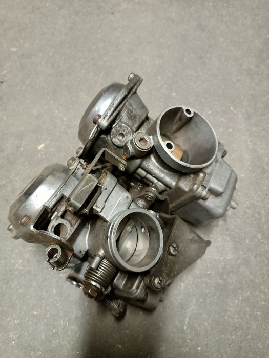 Yamaha Virago 1100 gazniki kpl