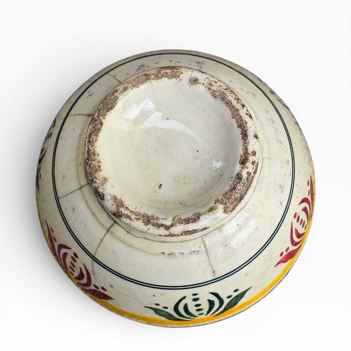 Malga Antiga em Faiança Portuguesa Pintada à Mão — Peça Decorativa